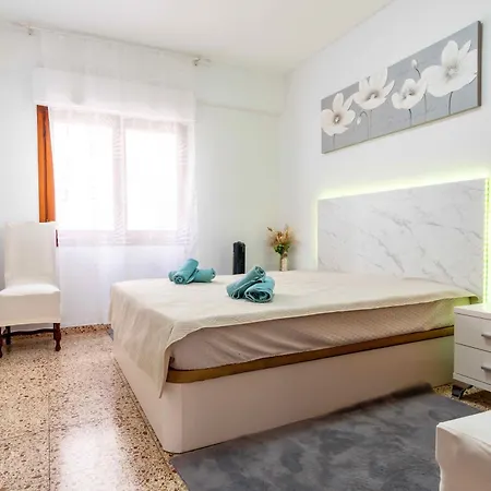 Apartment Bluecalp Nur 180m Zum Strand, Modern&zentral